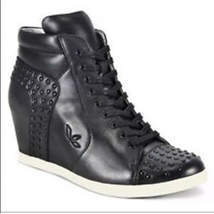 Koolaburra by Ugg Kenny Wedge Sneekers size 7